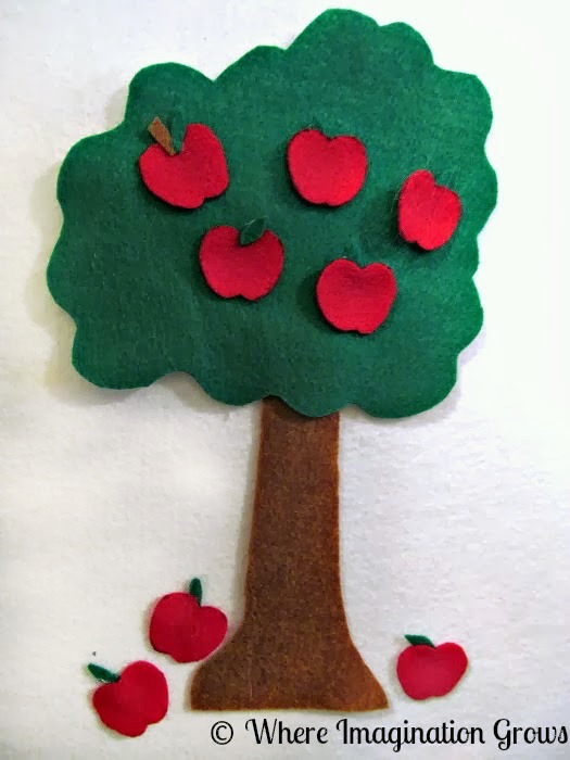 Felt board apple tree counting activity for kids! Simple fall counting and one-to-one correspondence game for toddlers