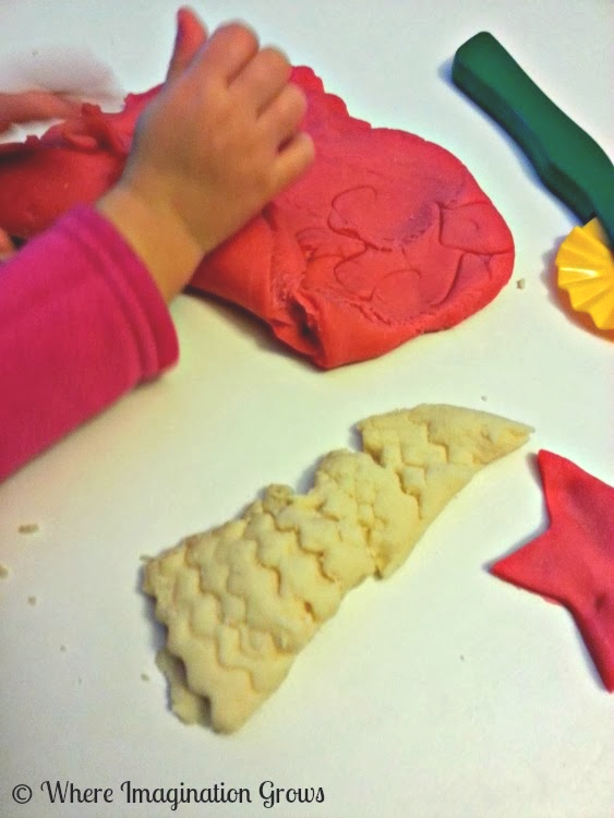 Candy Cane Scented Playdough Recipe for Kids
