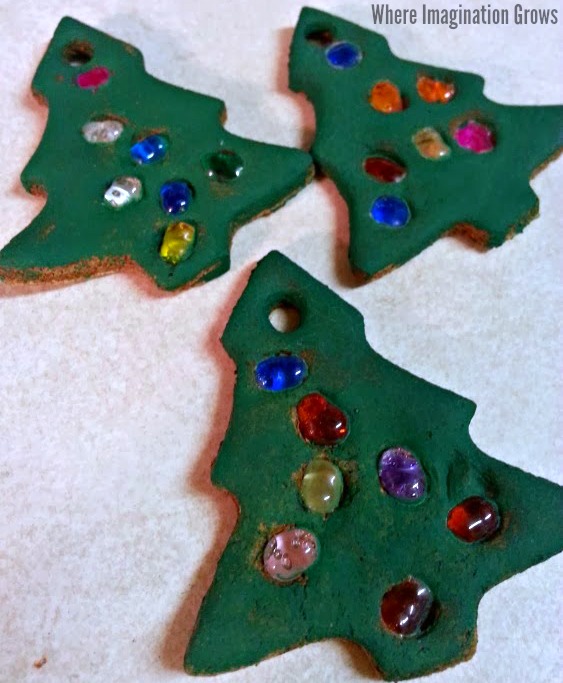 Salt Dough and Melted Bead Ornaments kids can make this holiday season!