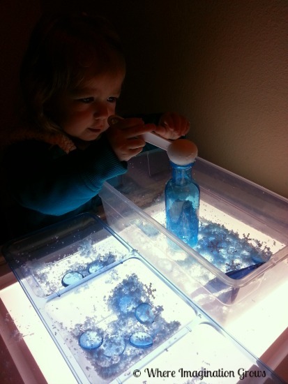 winter sensory box