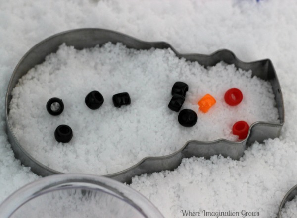 10 Winter Sensory Table Ideas for Preschoolers