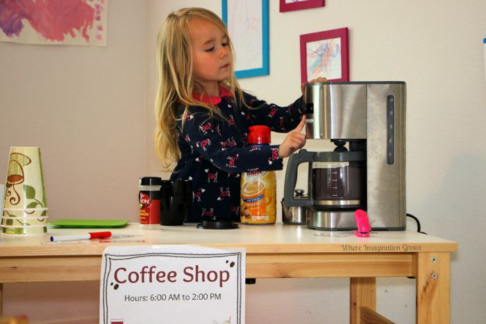 pretend play coffee shop