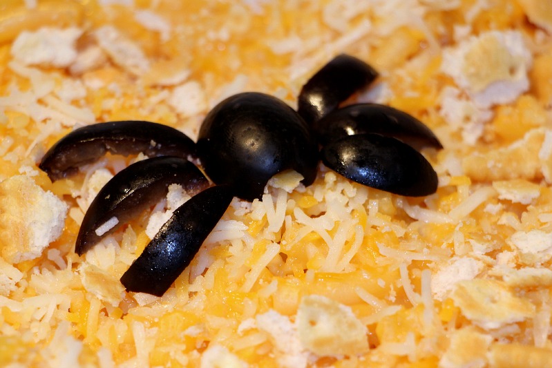 Spider Macaroni & Cheese for a Spooky Halloween Dinner  Where