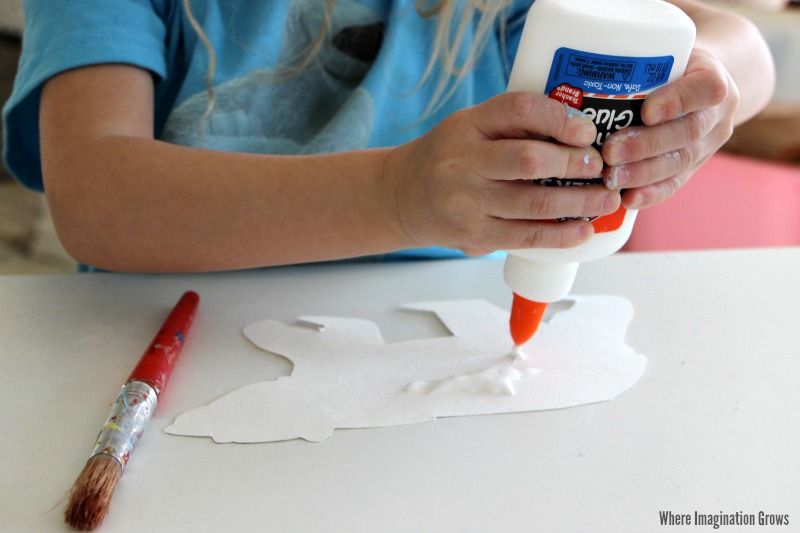Glue and Rice Polar Bear Craft for Preschoolers