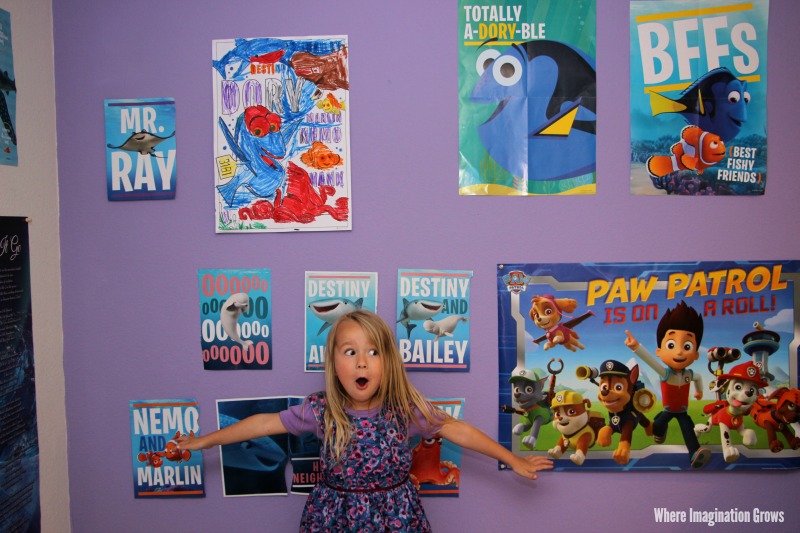 Finding Dory Poster Page Book for Kids! A fun and interactive children's book for Dory fans!